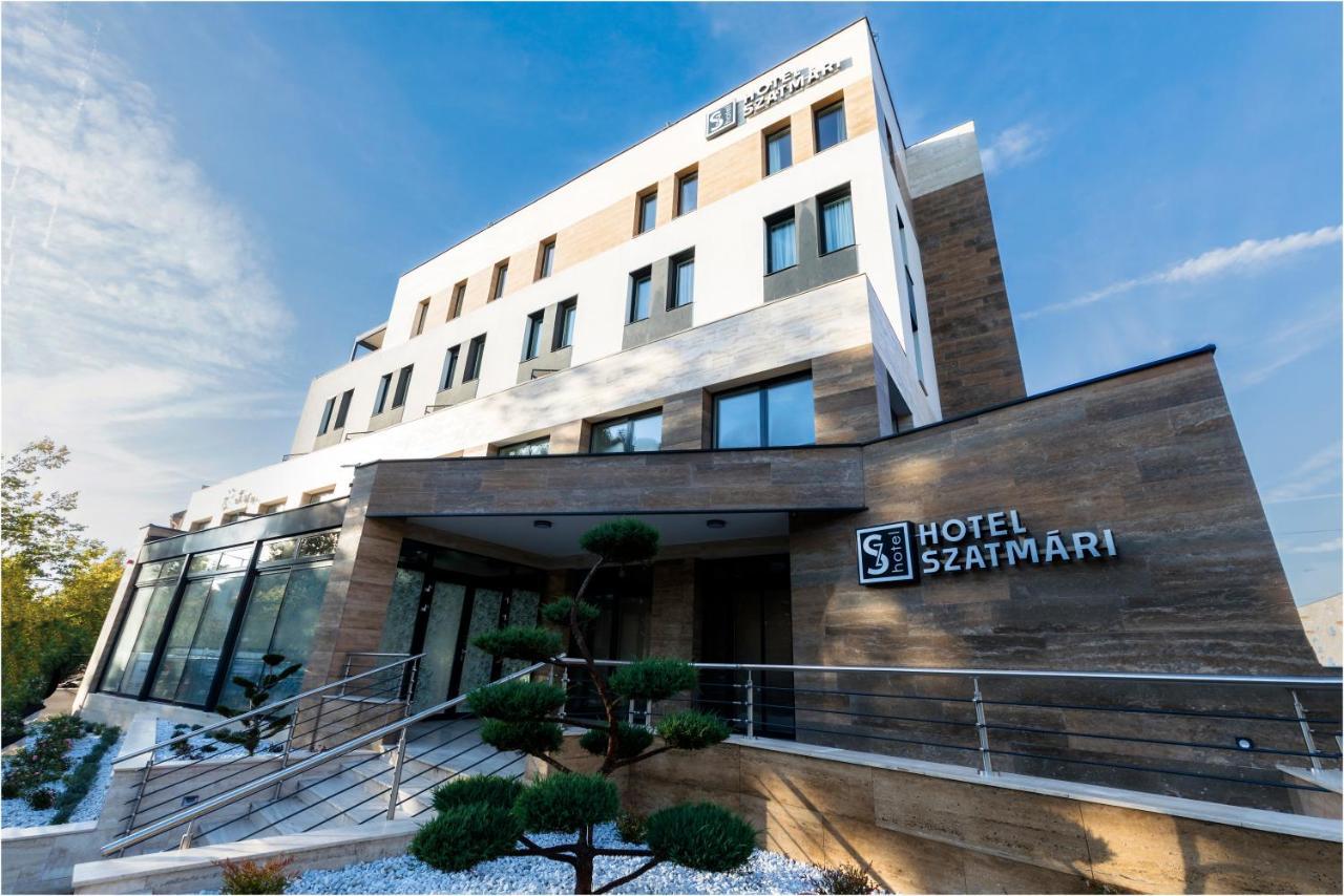 Hotel Szatmari & Etterem Jászberény Eksteriør bilde